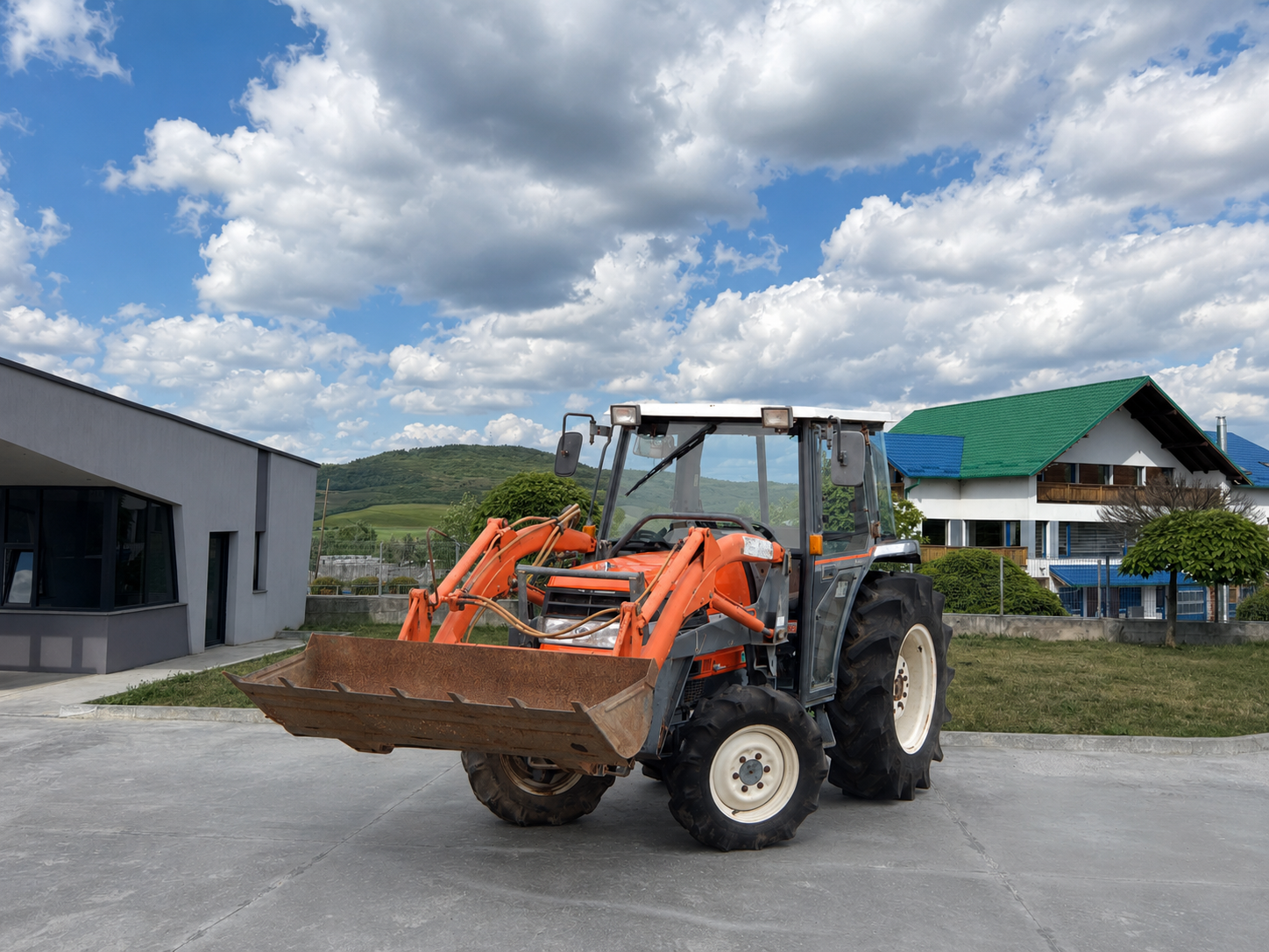 Tractor japonez 32CP Kubota GL32 4x4 cu cabina si incarcator