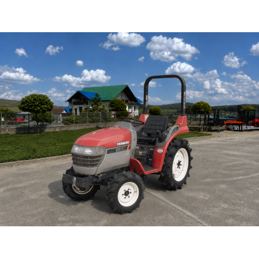 Tractor Japonez 17CP 4x4 Yanmar AF17D - cu freza de sol