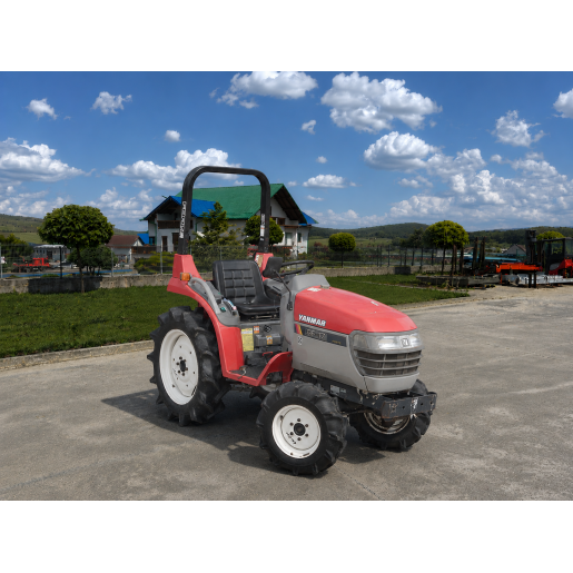 Tractor Japonez 17CP 4x4 Yanmar AF17D - cu freza de sol