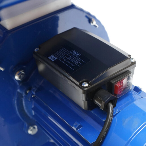Moara cereale elctrica 3.9 KW, 220V, viteza 2850 r/min, capacitate 240 Kg/h, 4 site incluse THOR