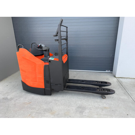 Liza electrica Toyota LPE200 - 2T - 2017 