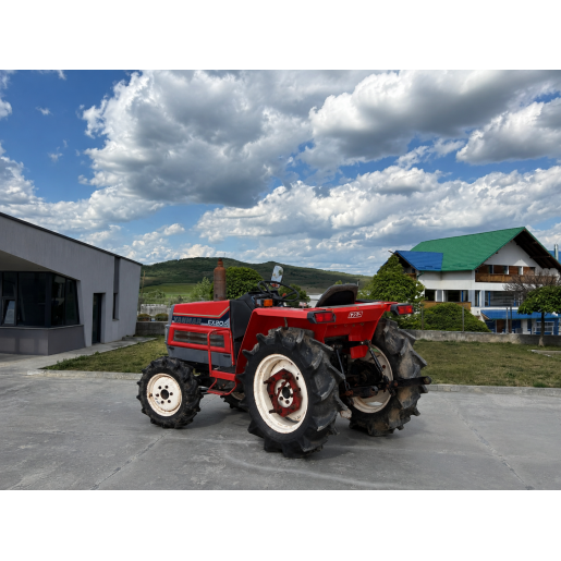 Tractor Japonez 20CP 4x4 Yanmar FX20D - cu freza de sol