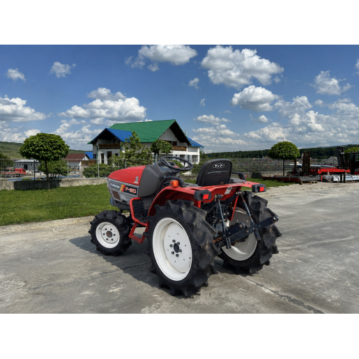 Tractor Japonez 18CP 4x4 Yanmar F180D - cu freza de sol