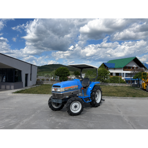 Tractor Japonez 27CP Iseki Landlader TG273 4x4 - cu freza de sol
