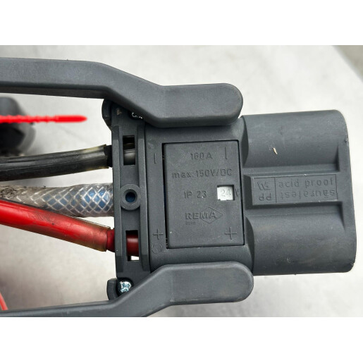 Statie incarcare Belatron 24V/80A