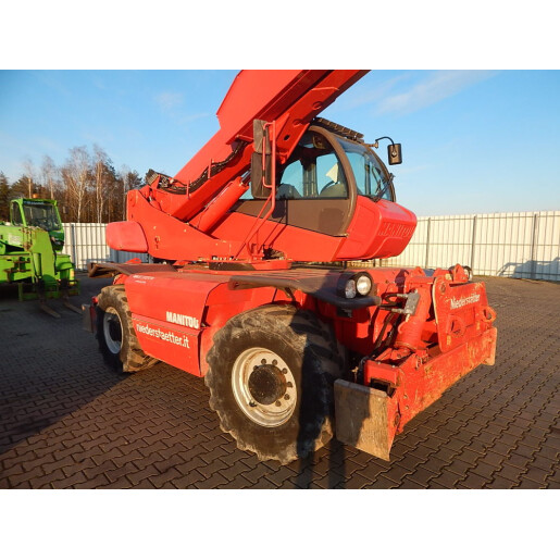 Incarcator frontal telescopic rotativ Manitou MRT 2150