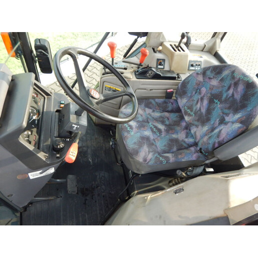 Tractor japonez 49CP Kubota GM49 4x4 cu cabina + freza de sol
