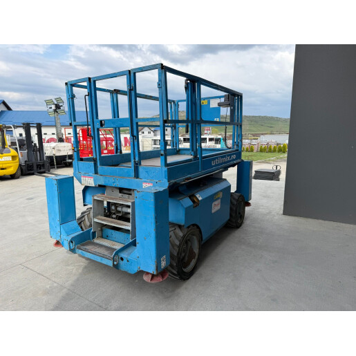 Nacela Diesel Genie GS-2668 RT tip foarfeca pentru teren accidentat - 10m - 2007 scissor lift