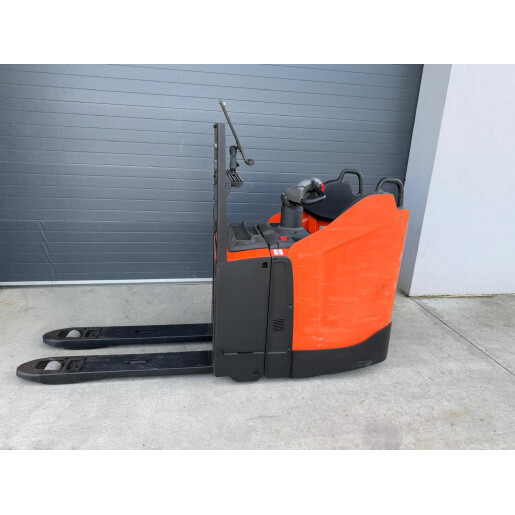 Liza electrica Toyota LPE200 - 2T - 2017 