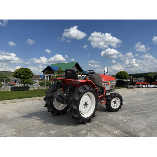 Tractor Japonez 18CP 4x4 Yanmar F180D - cu freza de sol