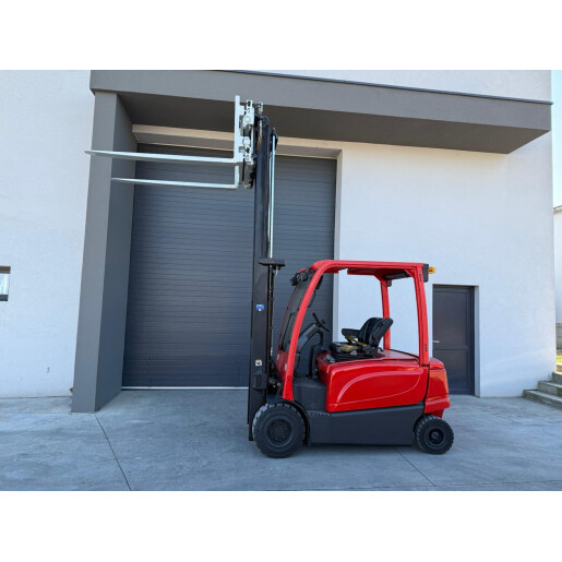 Stivuitor electric Hyster J3.0XN - 3T - 2012 