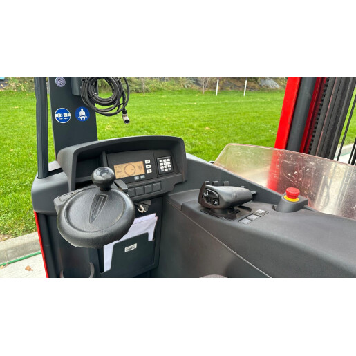 Reach Truck Jungheinrich ETV 216 Electric - 1.6T - 2011 