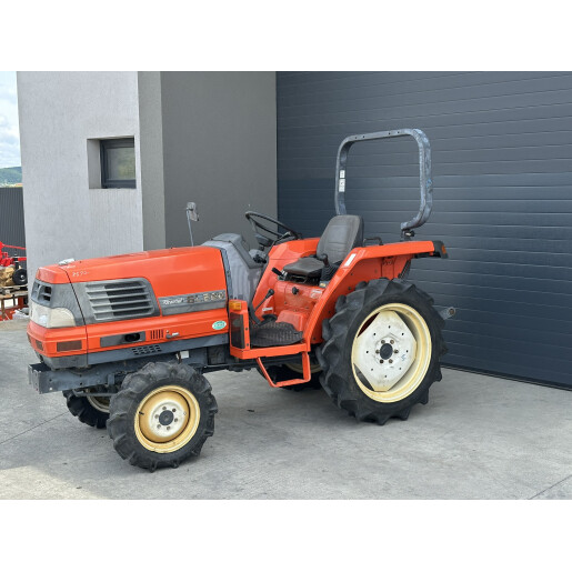 Tractor Japonez 20CP 4x4 Kubota GL200DT cu freza de sol