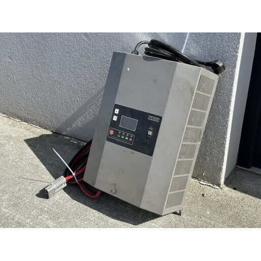 Statie de incarcare SPE Elettronica Industriale 36V/60A