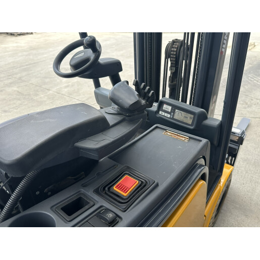 Stivuitor electric JUNGHEINRICH EFG 316k - 1.6T - 2012