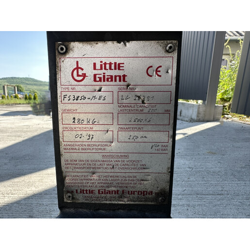 Atasament/ Translatie LITTLE GIANT pt stivuitoare cu pozitionare furci - 2.5 Tone
