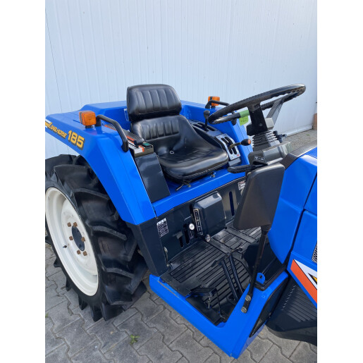 Tractor Japonez 4×4 Iseki Landhope 185
