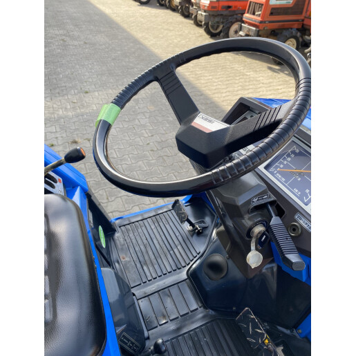 Tractor Japonez 4×4 Iseki Landhope 185
