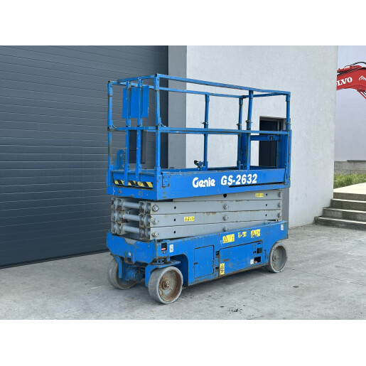 Nacela / Platforma Electrica tip Foarfeca Genie GS-2632 - 2011 - Extensibila 