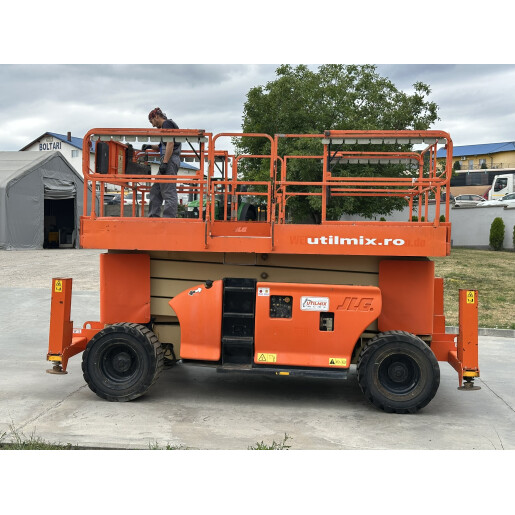 Nacela Diesel Genie Genie GS-4394 RT tip foarfeca pentru teren accidentat - 15m - 2007 scissor lift
