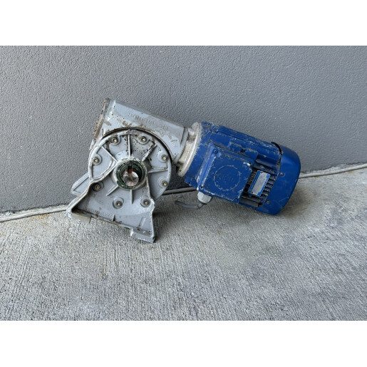 Motor electric ELSTO - 1.1 KW echipat cu reductor pt diverse utilizari