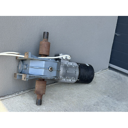 Motor electric ELSTO - 1.5 KW echipat cu reductor pt diverse utilizari