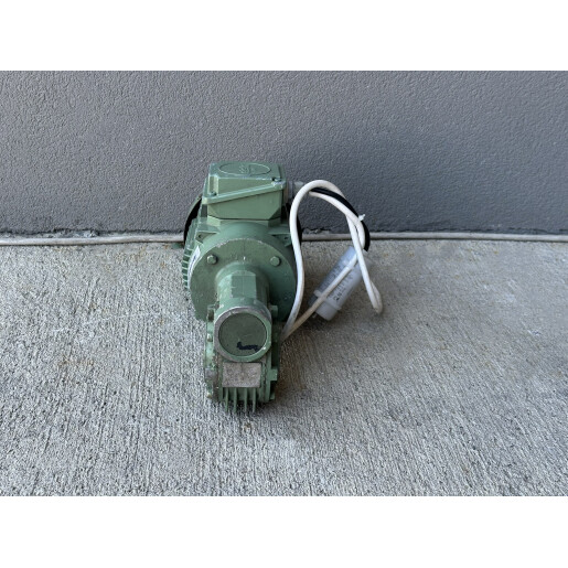 Motor electric ELSTO - 0.75 KW echipat cu reductor pt diverse utilizari