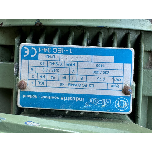 Motor electric ELSTO - 0.75 KW echipat cu reductor pt diverse utilizari