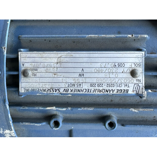 Motor electric BEGE - 0.18 KW echipat cu reductor pt diverse utilizari