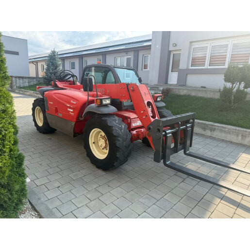 Manitou telescopic MVT 628 T pentru teren accidentat