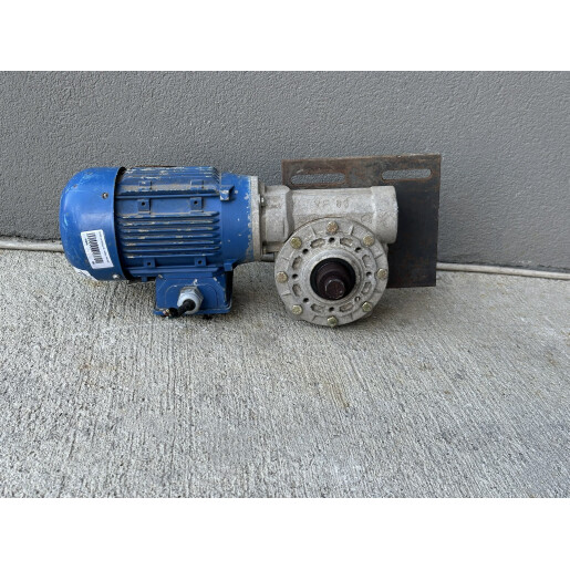 Motor electric ELSTO - 0.25 KW echipat cu reductor pt diverse utilizari