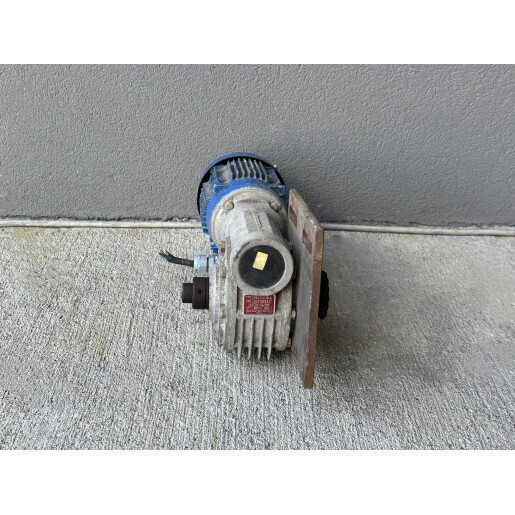 Motor electric ELSTO - 0.25 KW echipat cu reductor pt diverse utilizari