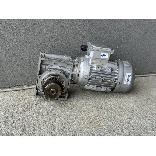 Motor electric MAK - 0.75 KW cu reductor pt diverse utilizari