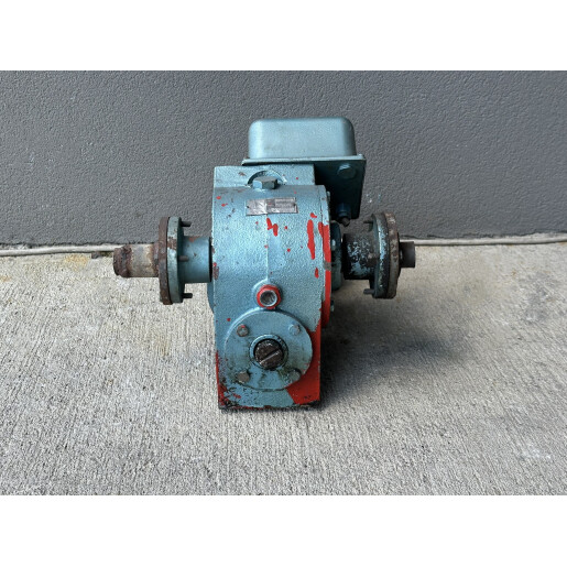 Motor electric - 0.75 kw cu reductor pt diverse utilizari