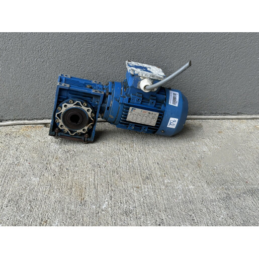 Motor electric F- PART - 0.25 KW cu reductor pt diverse utilizari 