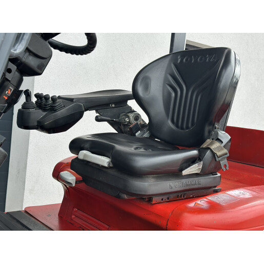 Stivuitor Electric TOYOTA  - 3T -  2012