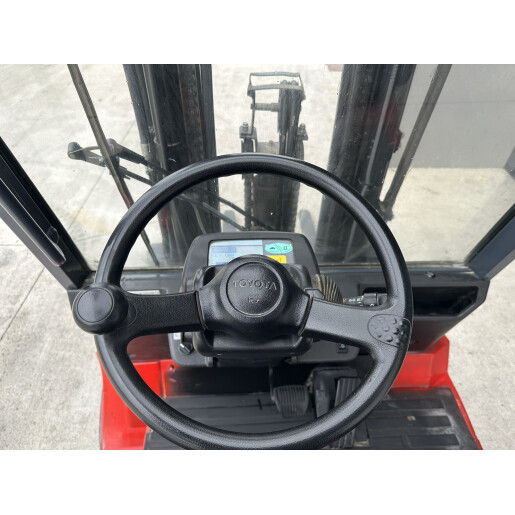 Stivuitor Electric TOYOTA  - 3T -  2012