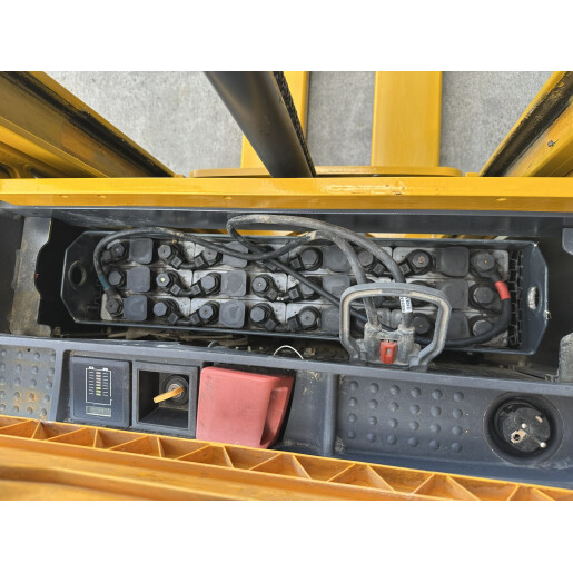 Liza electrica cu catarg JUNGHEINRICH EJC 110 - 1T/2.8m - 2015