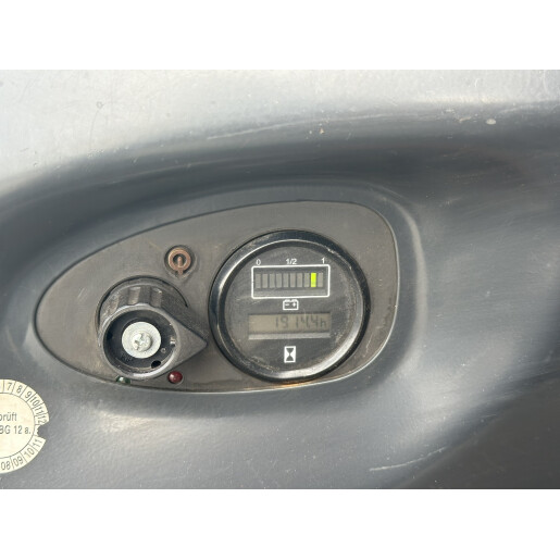 Liza electrica cu catarg LINDE L16 AP - 2011