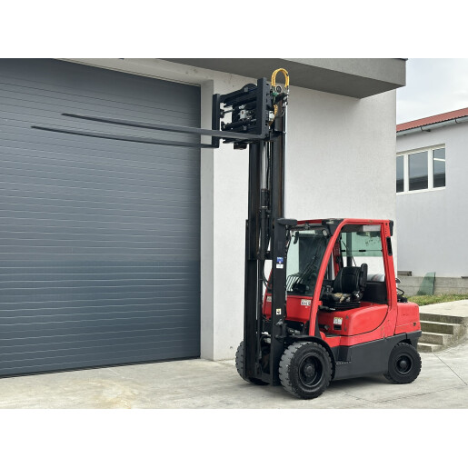 Stivuitor Hyster Model H3.0 FT - GPL - 3T - 2012