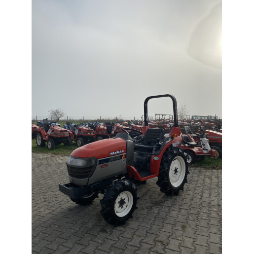 Tractor Japonez 4×4 Yanmar AF18