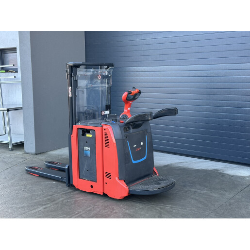 Liza electrica cu catarg 1.4T/2.52 LINDE D12AP - 2019