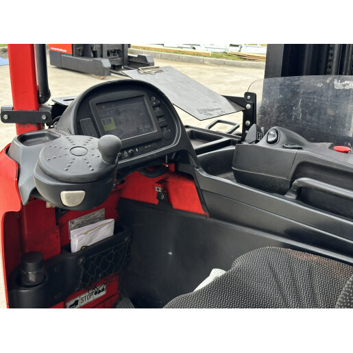 Reach Truck HYSTER R2.0HD Electric - 2T / 10.5m - 2015 