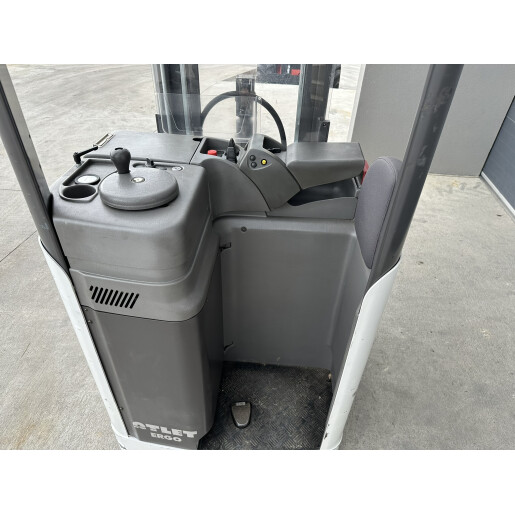 Transpaleta elctrica cu catarg Atlet  - 1.6T - 2017 