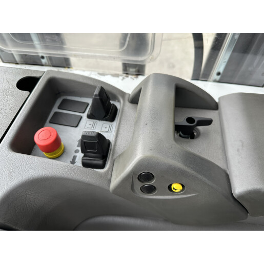 Transpaleta elctrica cu catarg Atlet  - 1.6T - 2017 