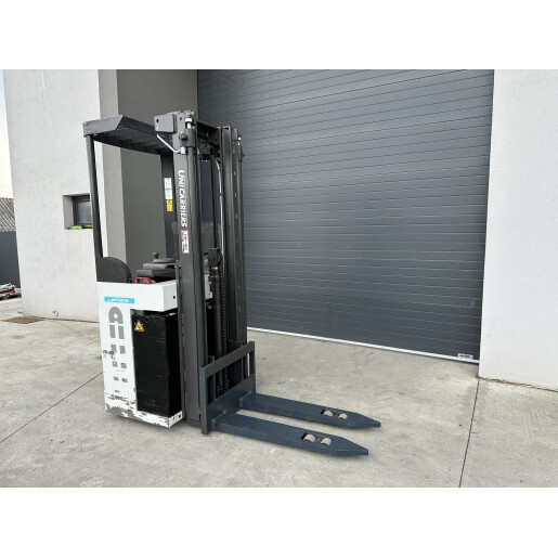 Transpaleta elctrica cu catarg Atlet  - 1.6T - 2017 