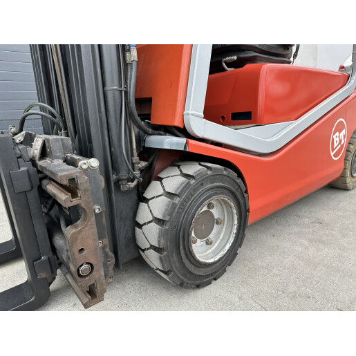 Stivuitor Electric BT CBE 20 F - 2T - 2004 