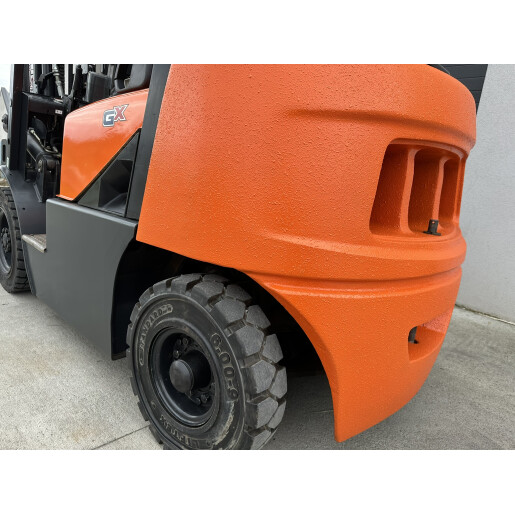 Stivuitor Dosan 25 GX - GPL - 2.5T - 2011 