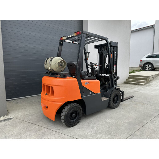 Stivuitor Dosan 25 GX - GPL - 2.5T - 2011 