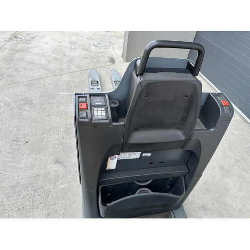 Liza electrica Jungheinrich ECE 225  - 2.5T - 2011 